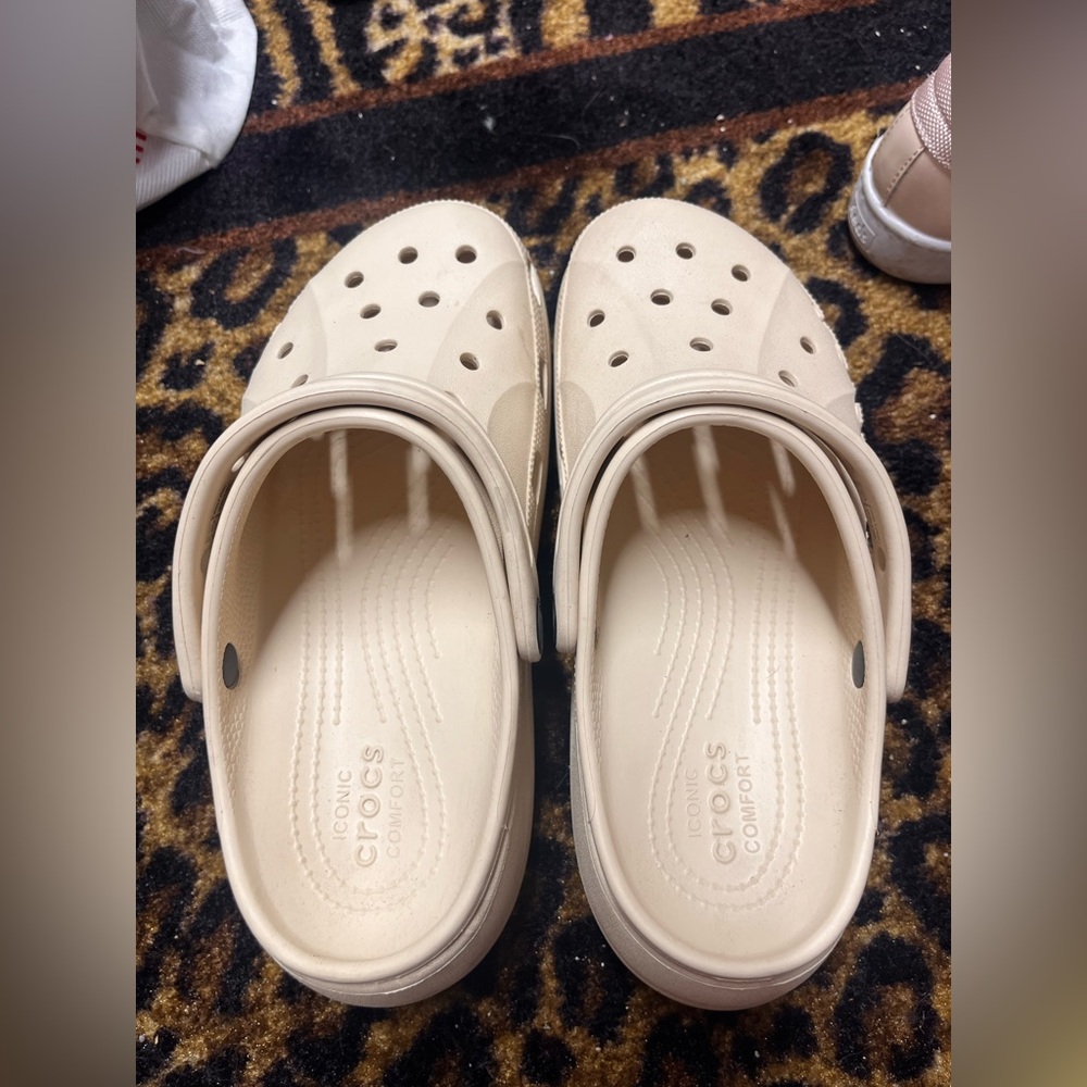 Crocs Classic Platform Clog - Cream